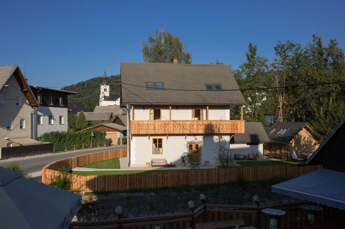 Butterfly Lodge Бохинь Экстерьер фото